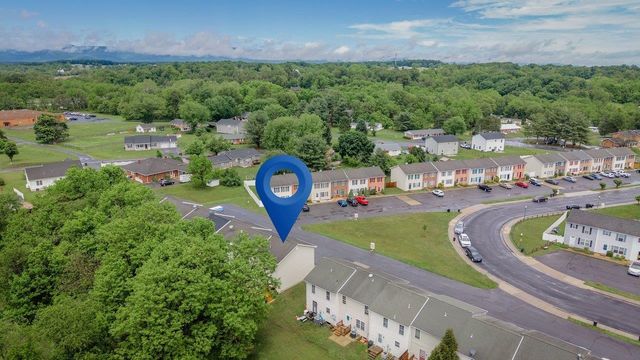 214 KADIES LN, Edinburg, VA 22824