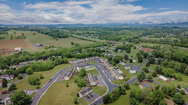 214 KADIES LN, Edinburg, VA 22824