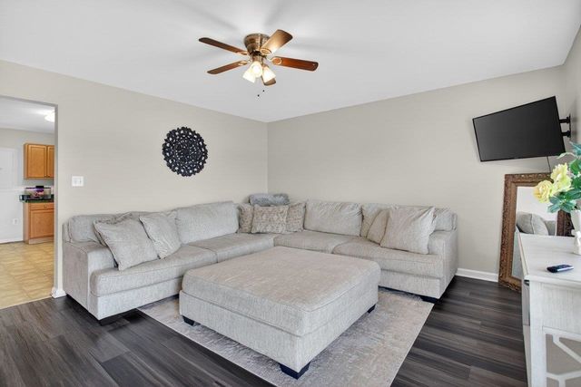 214 KADIES LN, Edinburg, VA 22824