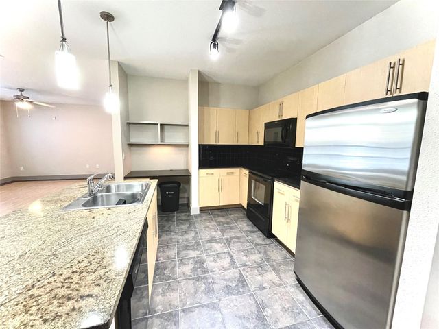 3660 Richmond Avenue 266, Houston, TX 77046