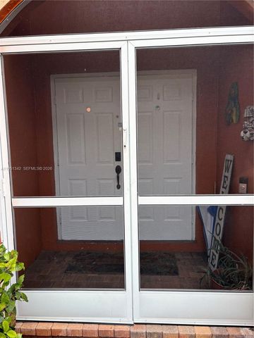 2243 SE 14th Cir, Homestead, FL 33035