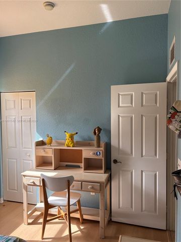 2243 SE 14th Cir, Homestead, FL 33035