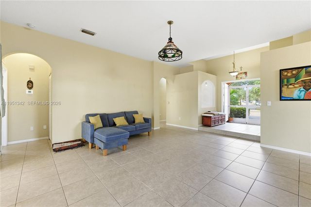 2243 SE 14th Cir, Homestead, FL 33035