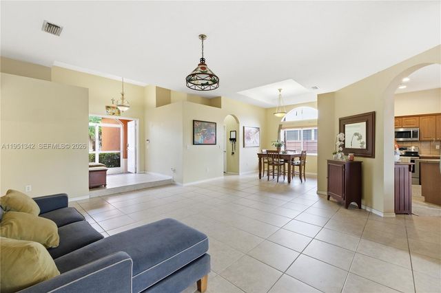 2243 SE 14th Cir, Homestead, FL 33035