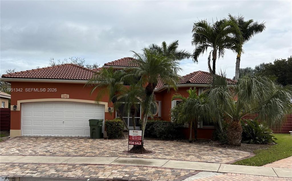 2243 SE 14th Cir, Homestead, FL 33035