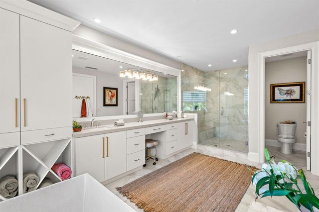 436 NE Wavecrest Way, Boca Raton, FL 33432