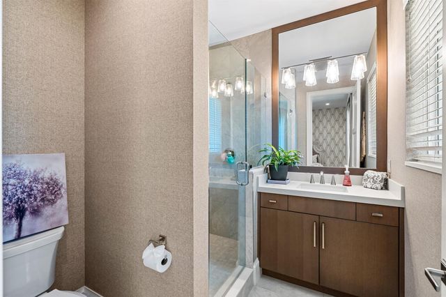 436 NE Wavecrest Way, Boca Raton, FL 33432