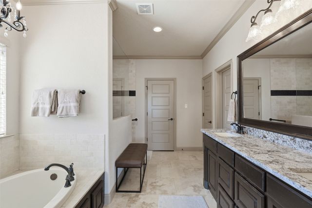 253 Maral Lane, Azle, TX 76020