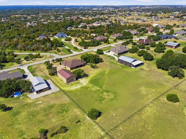 253 Maral Lane, Azle, TX 76020