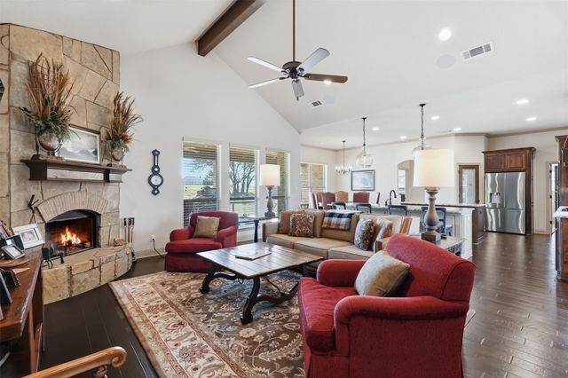 253 Maral Lane, Azle, TX 76020