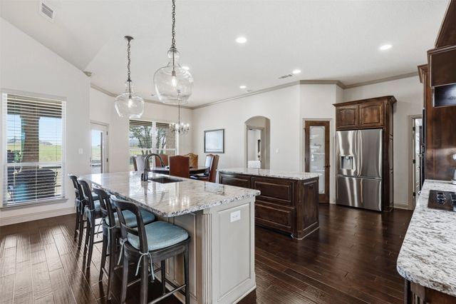 253 Maral Lane, Azle, TX 76020