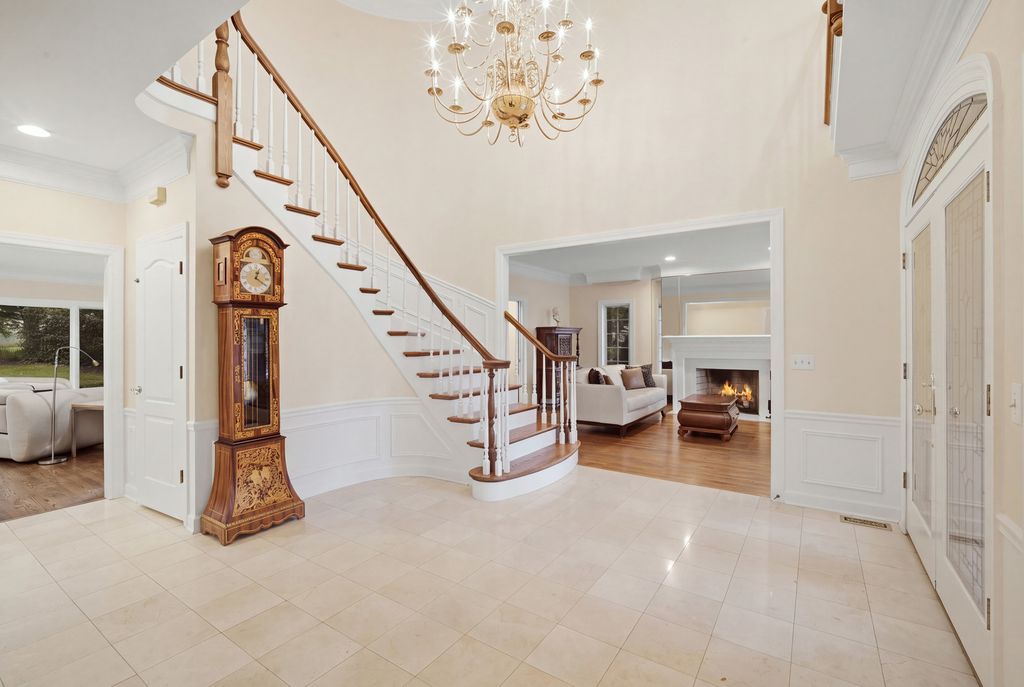 4 S Wynstone Drive, North Barrington, IL 60010 — photo 4
