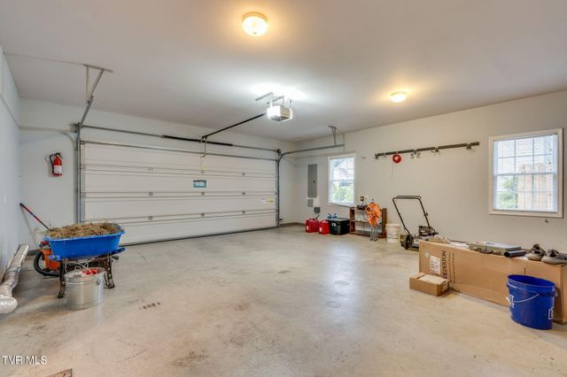 363 Wiltshire Drive, Gray, TN 37615