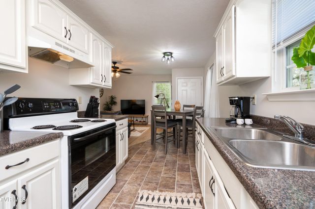 304 Depot Street, Jonesborough, TN 37659