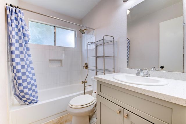 10703 Highland Woods Drive, Sugar Land, TX 77498
