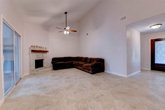 10703 Highland Woods Drive, Sugar Land, TX 77498