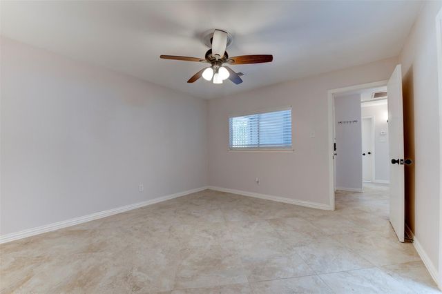 10703 Highland Woods Drive, Sugar Land, TX 77498