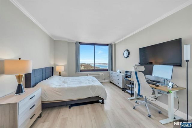 100 Old Palisade Road 3912, Fort Lee, NJ 07024