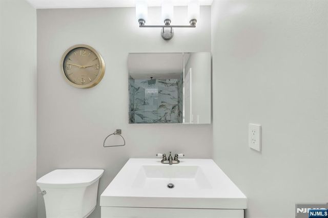 100 Old Palisade Road 3912, Fort Lee, NJ 07024