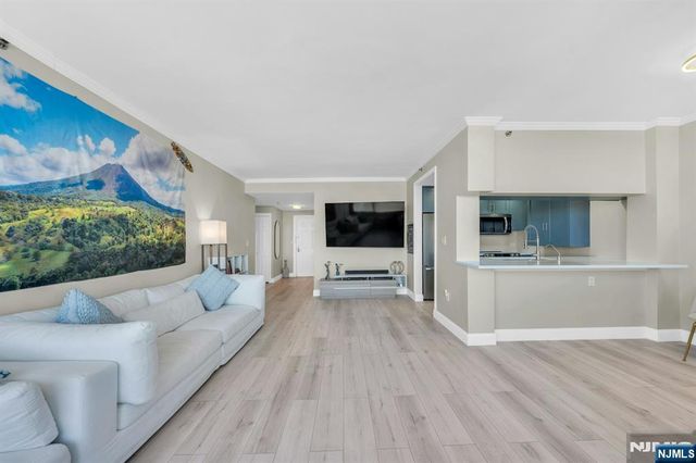 100 Old Palisade Road 3912, Fort Lee, NJ 07024