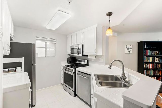 11375 Affinity Ct 207, San Diego, CA 92131