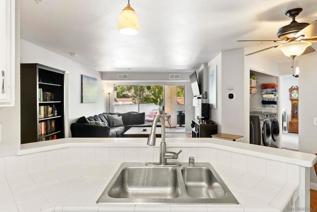 11375 Affinity Ct 207, San Diego, CA 92131