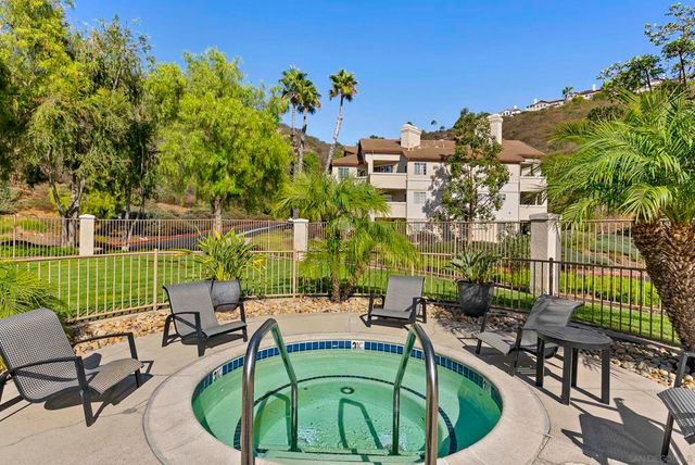 11375 Affinity Ct 207, San Diego, CA 92131