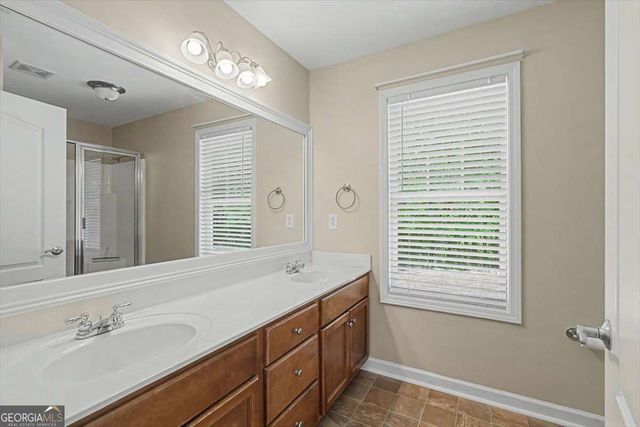 516 Arden Close, Woodstock, GA 30188