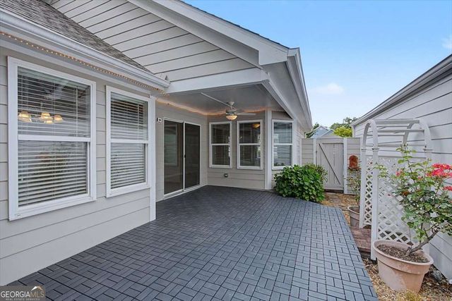 516 Arden Close, Woodstock, GA 30188