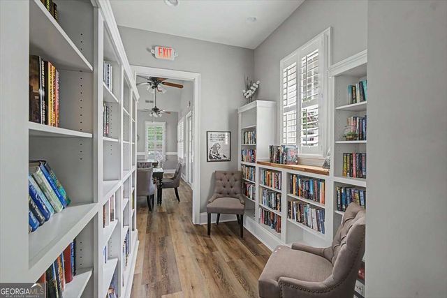 516 Arden Close, Woodstock, GA 30188