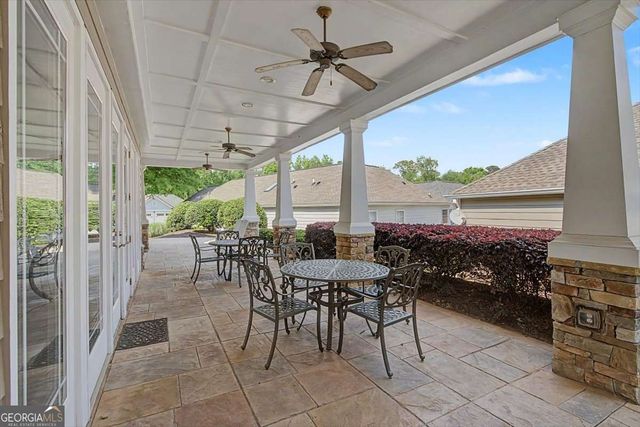 516 Arden Close, Woodstock, GA 30188