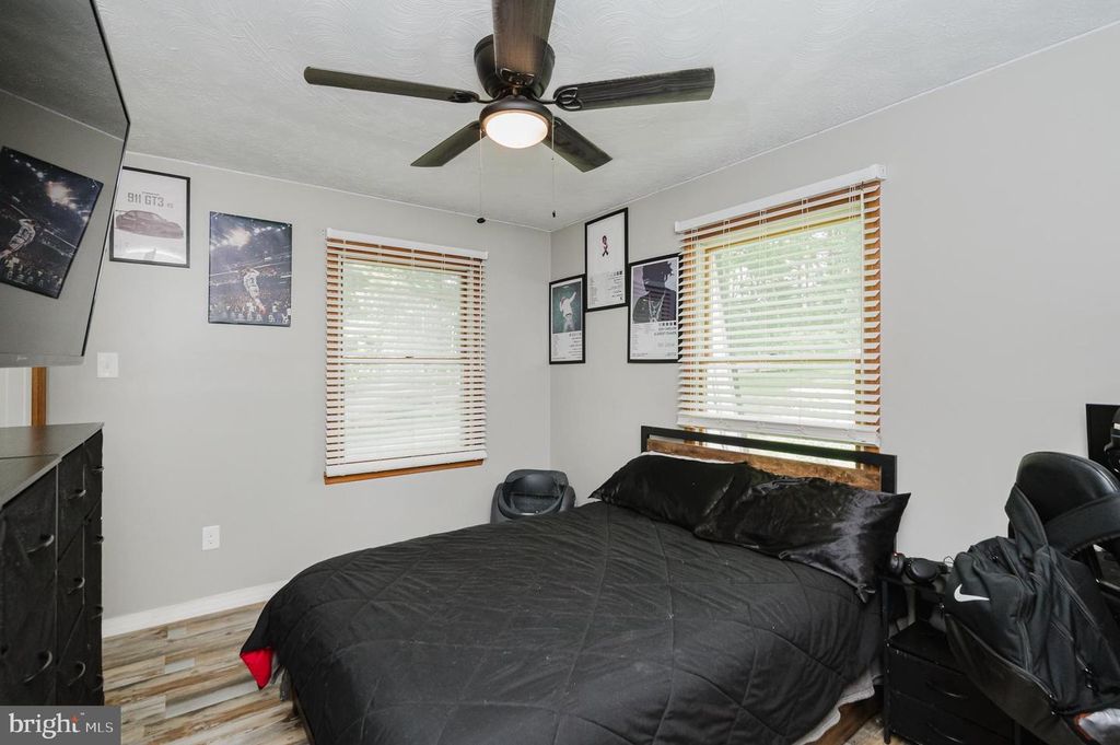 Image 33 of property listing at 305 CROWL RD, Westminster, MD 21158