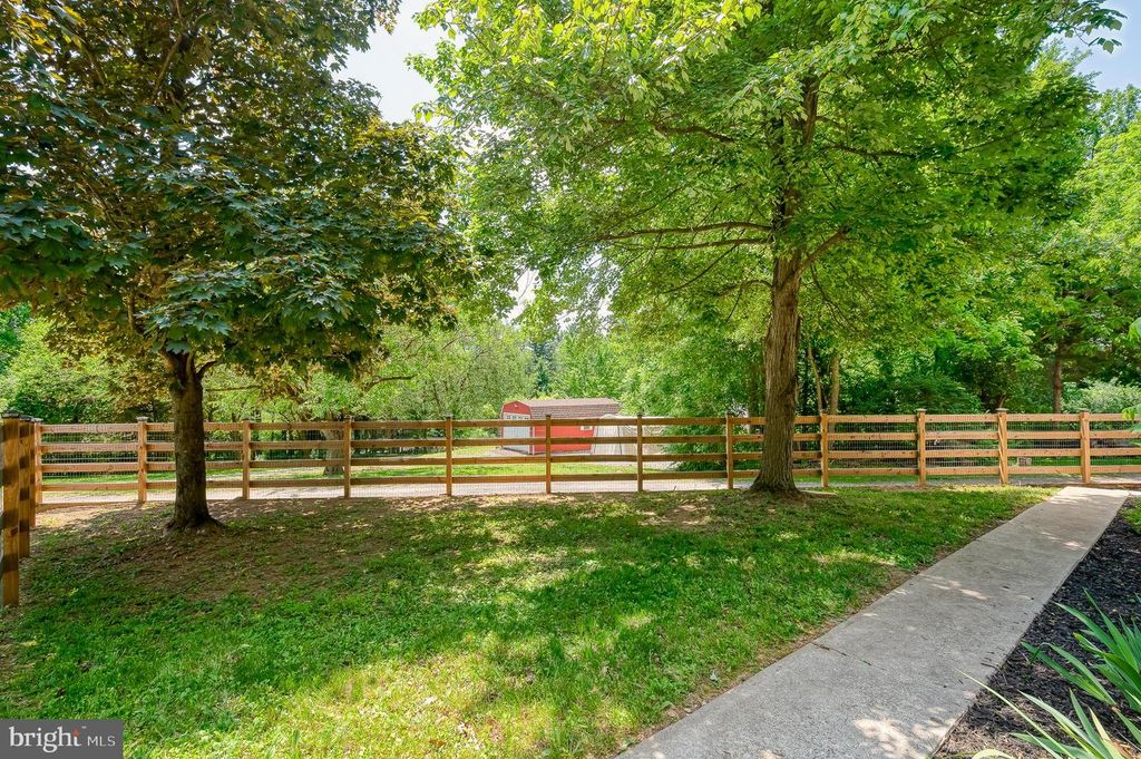 Image 37 of property listing at 305 CROWL RD, Westminster, MD 21158