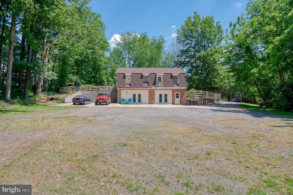 Image 41 of property listing at 305 CROWL RD, Westminster, MD 21158