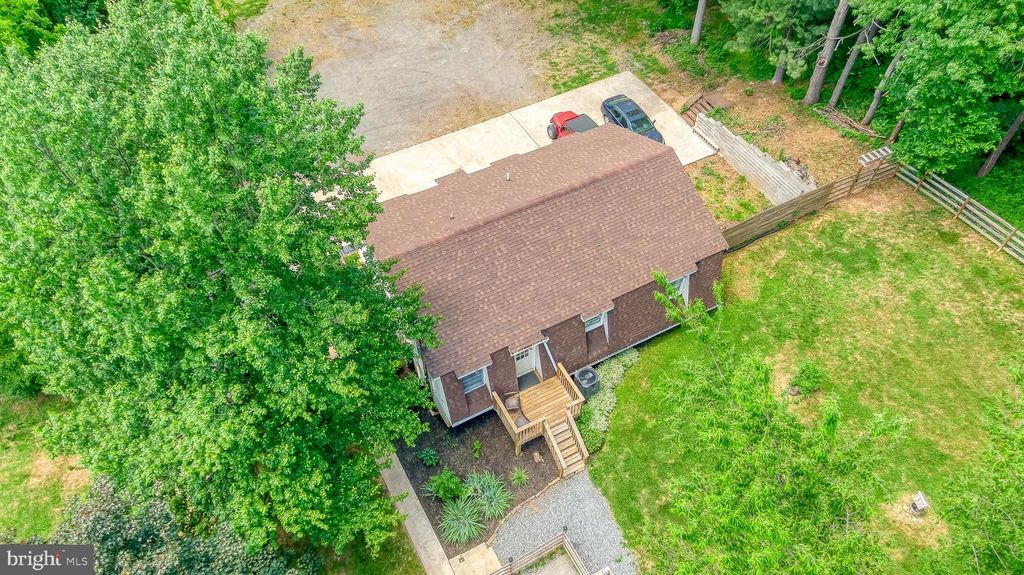 Image 44 of property listing at 305 CROWL RD, Westminster, MD 21158