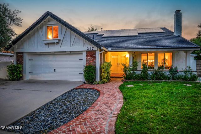 217 Parkview Drive, Oak Park, CA 91377