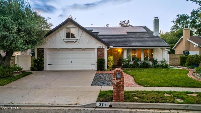 217 Parkview Drive, Oak Park, CA 91377