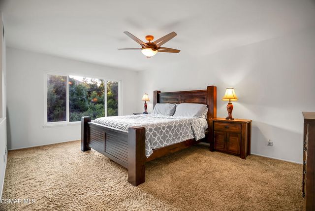 217 Parkview Drive, Oak Park, CA 91377