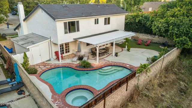 217 Parkview Drive, Oak Park, CA 91377