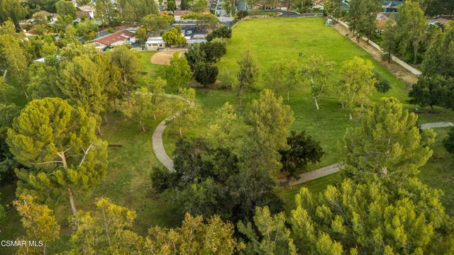 217 Parkview Drive, Oak Park, CA 91377