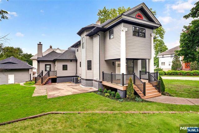 447 Queen Anne Road, Teaneck, NJ 07666