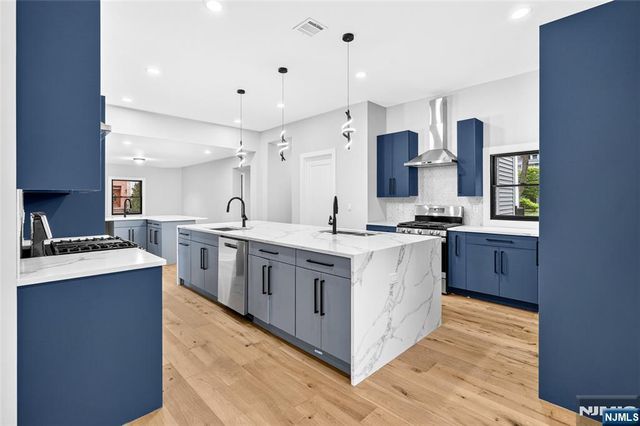 447 Queen Anne Road, Teaneck, NJ 07666