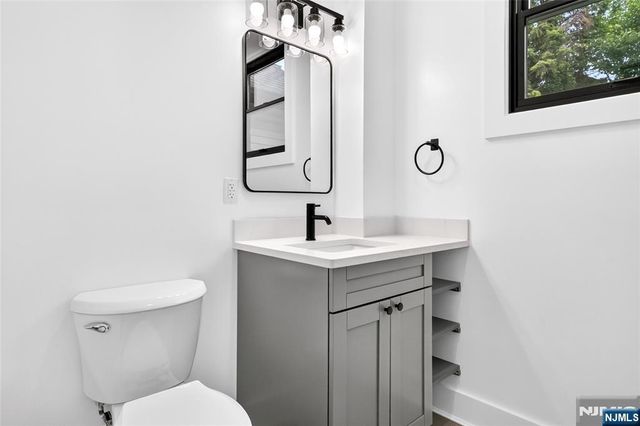 447 Queen Anne Road, Teaneck, NJ 07666