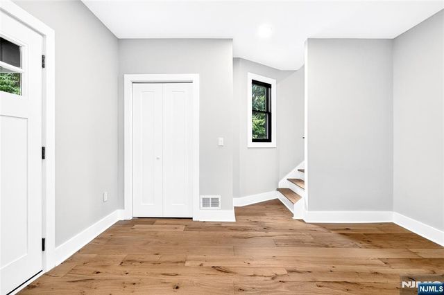 447 Queen Anne Road, Teaneck, NJ 07666