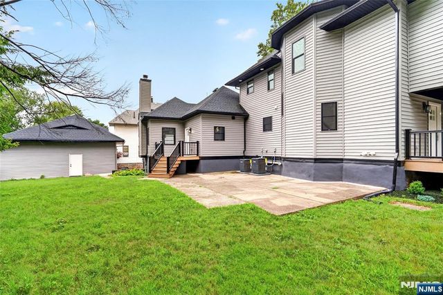 447 Queen Anne Road, Teaneck, NJ 07666