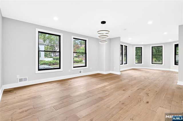 447 Queen Anne Road, Teaneck, NJ 07666