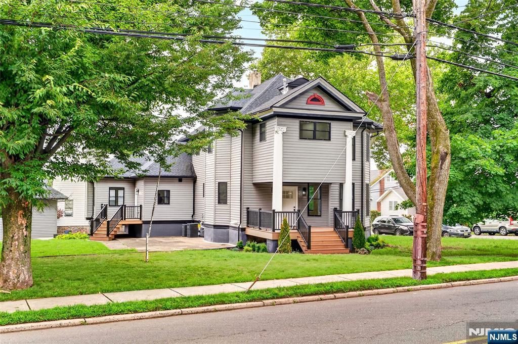 447 Queen Anne Road, Teaneck, NJ 07666