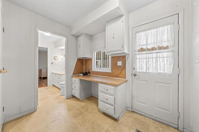 275 S Worthington 5, Spring Valley, CA 91977