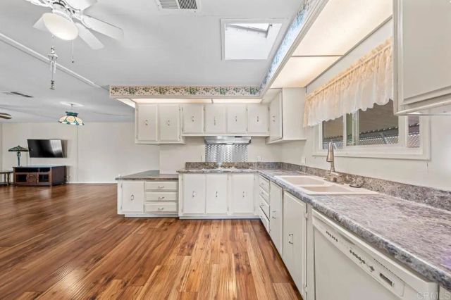 275 S Worthington 5, Spring Valley, CA 91977