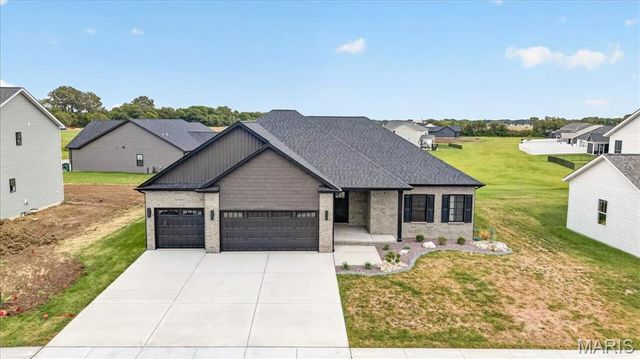 604 Tea Olive Boulevard, O'fallon, IL 62269